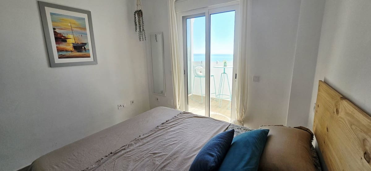 Apartamento de 2 habitaciones en Fuengirola en venta con piscina garaje - 390.000 € (Ref: 9617977)