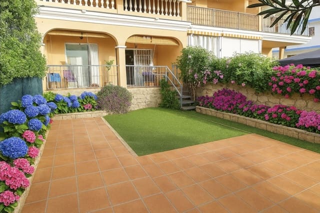 2 soverom Leilighet til salgs i El Faro, Mijas med svømmebasseng - € 285 000 (Ref: 9617978)