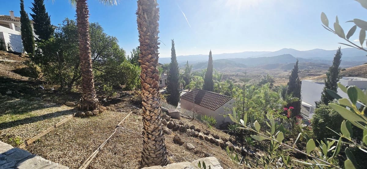 4 soveværelse Villa til salg i Mijas med swimmingpool garage - € 1.450.000 (Ref: 9617980)