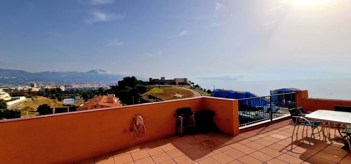 2 soveværelse Penthouse til salg i Fuengirola med swimmingpool garage - € 419.000 (Ref: 9617981)