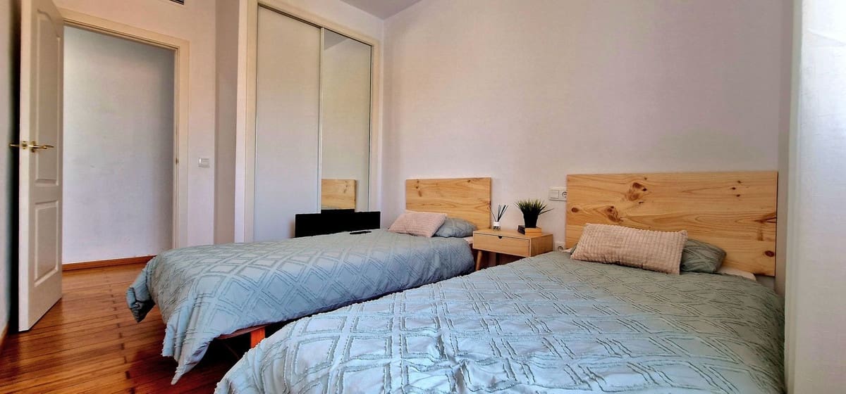 2 soveværelse Penthouse til salg i Fuengirola med swimmingpool garage - € 419.000 (Ref: 9617981)