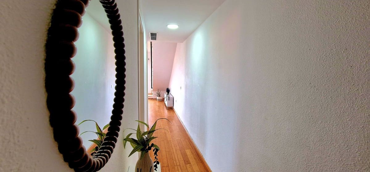 2 soveværelse Penthouse til salg i Fuengirola med swimmingpool garage - € 419.000 (Ref: 9617981)