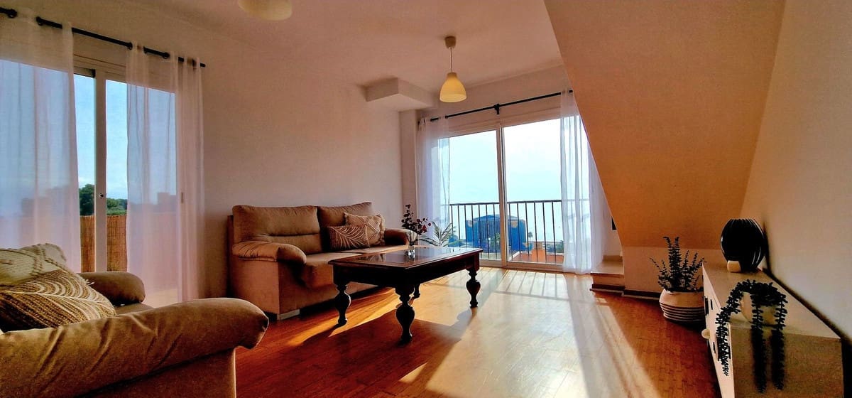 2 soveværelse Penthouse til salg i Fuengirola med swimmingpool garage - € 419.000 (Ref: 9617981)