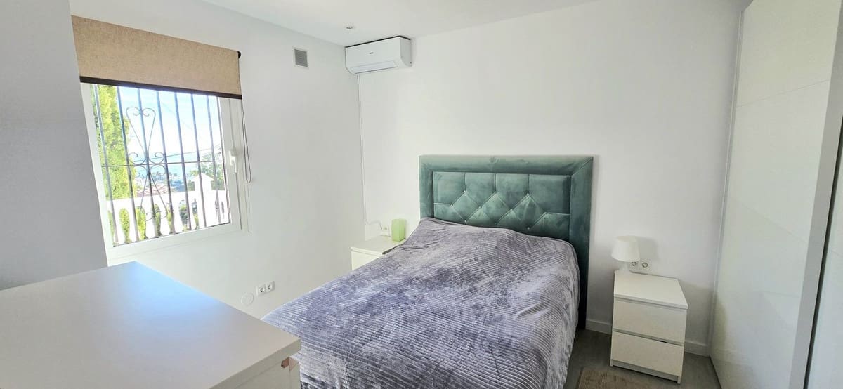 3 bedroom Villa for sale in Fuengirola with pool garage - € 1,200,000 (Ref: 9617983)