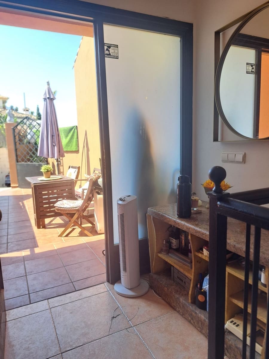 3 sypialnia Dom na sprzedaż w El Coto z basenem garażem - 350 000 € (Ref: 9617985)