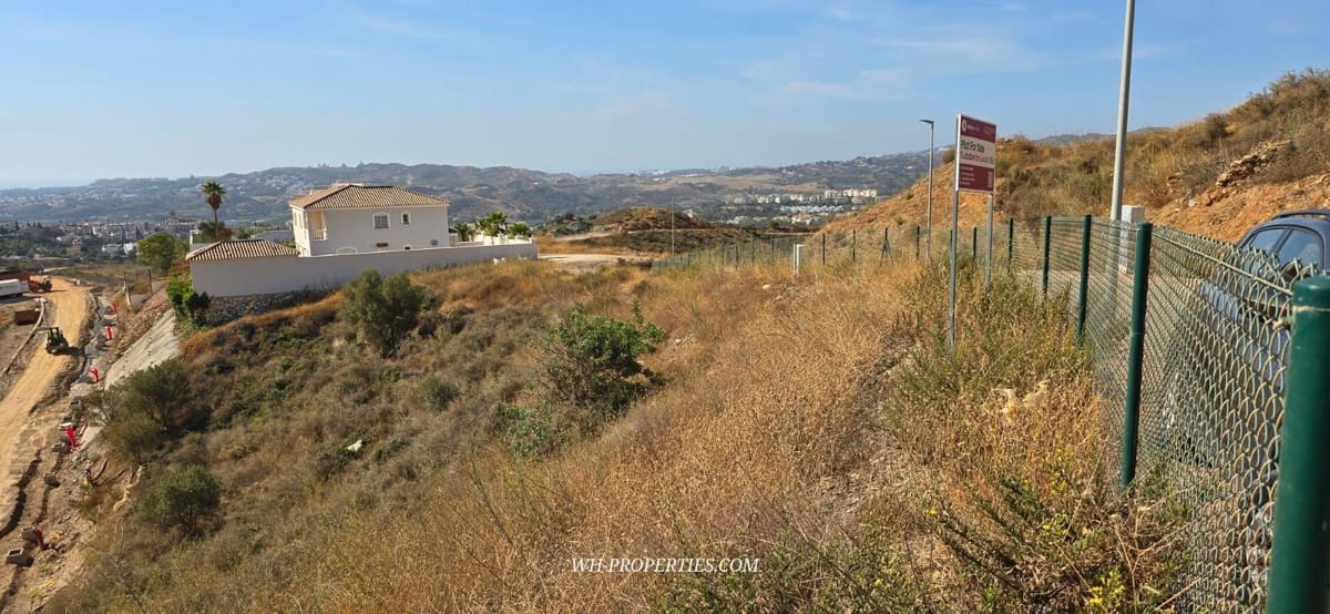 Building Plot for sale in Mijas Golf - € 175,000 (Ref: 9617988)