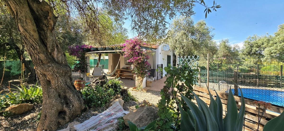 3 bedroom Villa for sale in Monda with pool - € 249,500 (Ref: 9617990)