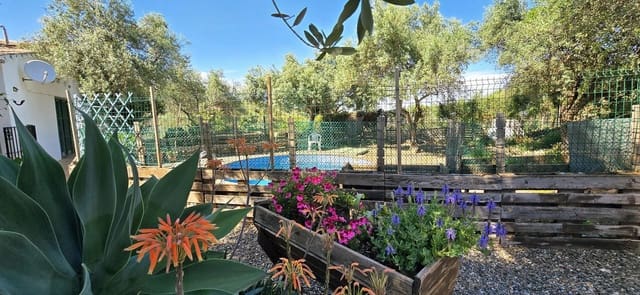 3 bedroom Villa for sale in Monda with pool - € 249,500 (Ref: 9617990)