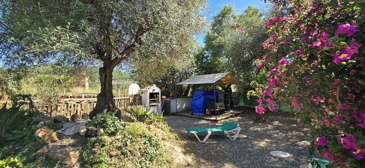 3 bedroom Villa for sale in Monda with pool - € 249,500 (Ref: 9617990)