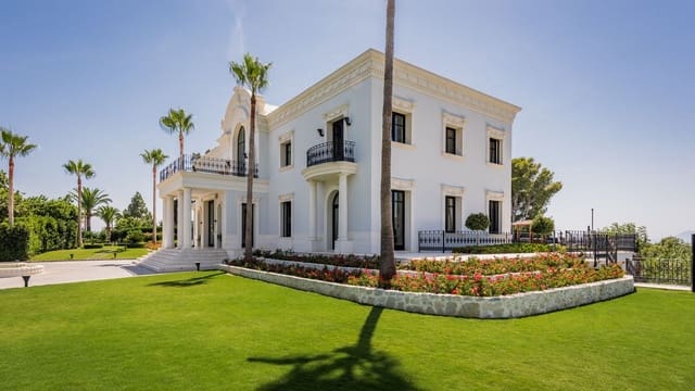 7 bedroom Villa for sale in Las Chapas, Marbella with pool - € 9,500,000 (Ref: 9617993)