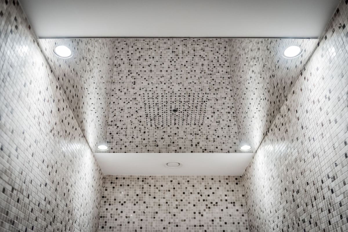 7 bedroom Villa for sale in Las Chapas with pool - € 9,500,000 (Ref: 9617993)