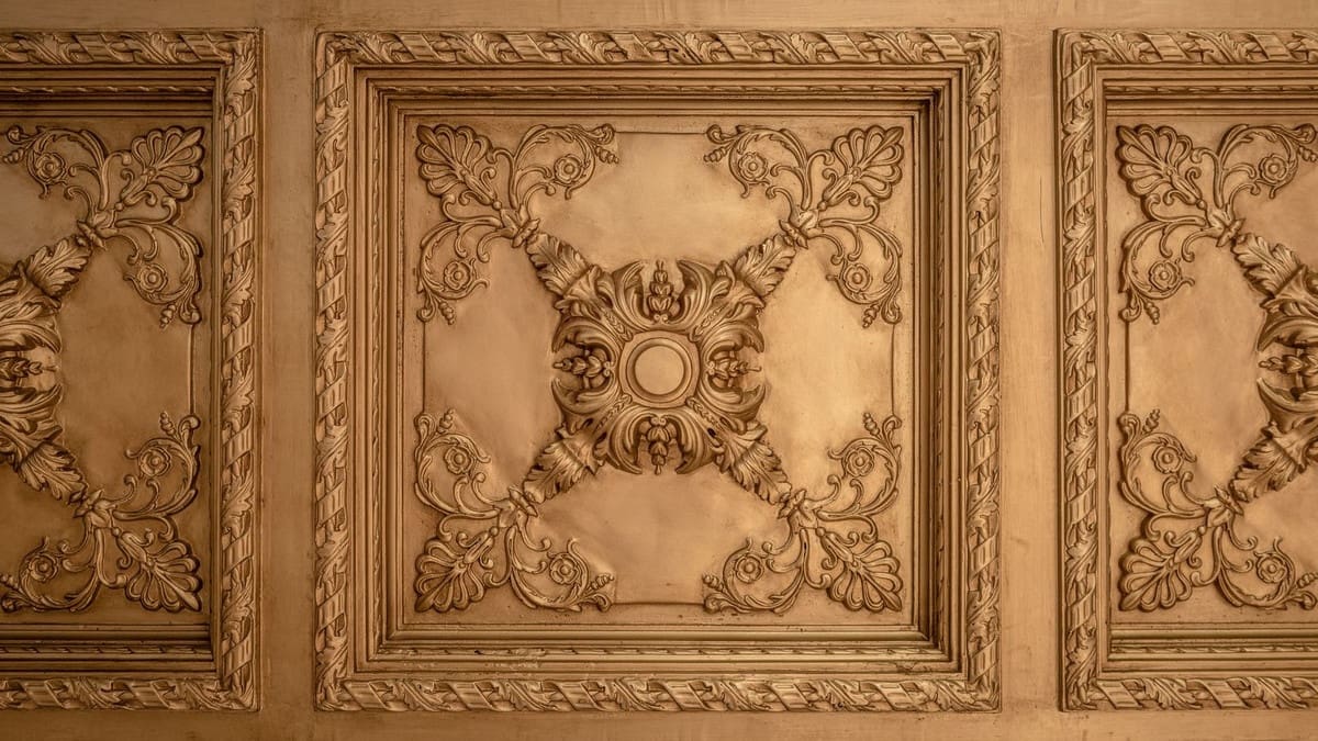 7 bedroom Villa for sale in Las Chapas with pool - € 9,500,000 (Ref: 9617993)