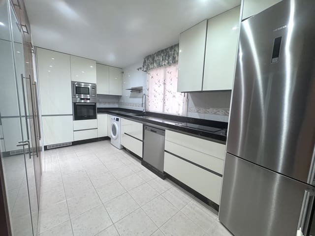 3 sovrum Takvåning att hyra i Guadalmina, Marbella med pool garage - 2 200 € (Ref: 9126955)