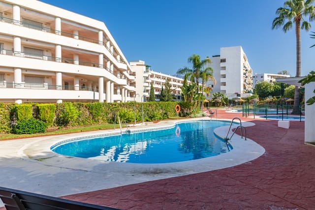 3 sovrum Takvåning att hyra i Guadalmina, Marbella med pool garage - 2 200 € (Ref: 9126955)