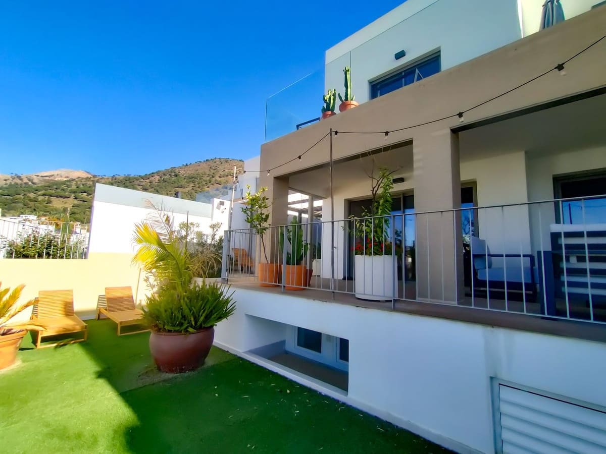 4 sovrum Hus till salu i Mijas med pool garage - 950 000 € (Ref: 8690310)