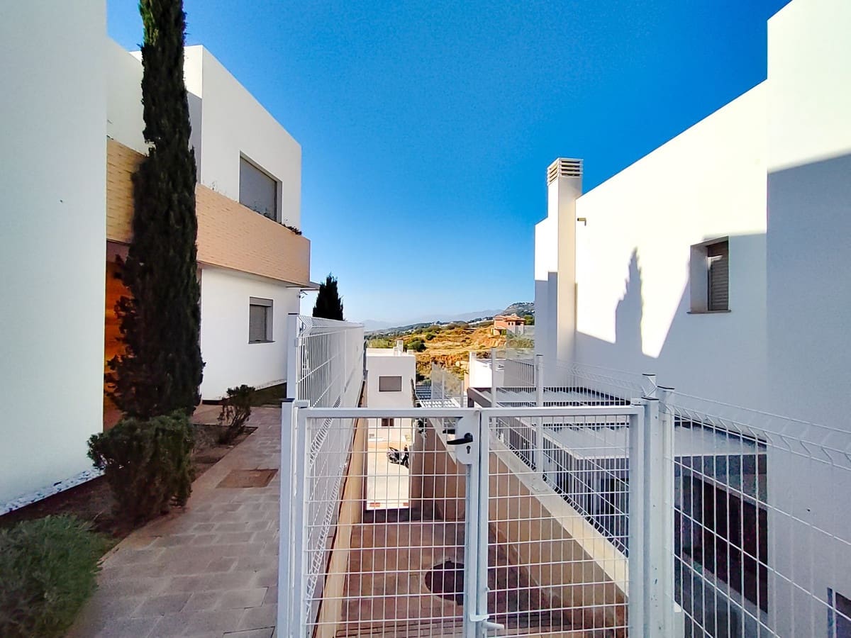 4 sovrum Hus till salu i Mijas med pool garage - 950 000 € (Ref: 8690310)
