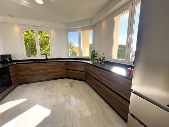 3 soverom Villa til salgs i Mijas Golf, Mijas med svømmebasseng garasje - € 1 195 000 (Ref: 9474360)