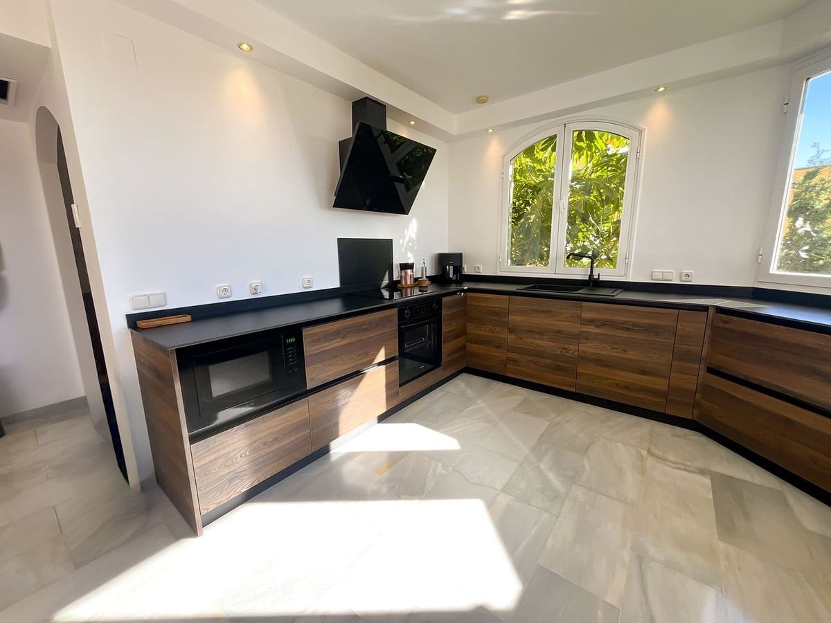 Chalet de 3 habitaciones en Mijas Golf en venta con piscina garaje - 1.195.000 € (Ref: 9474360)