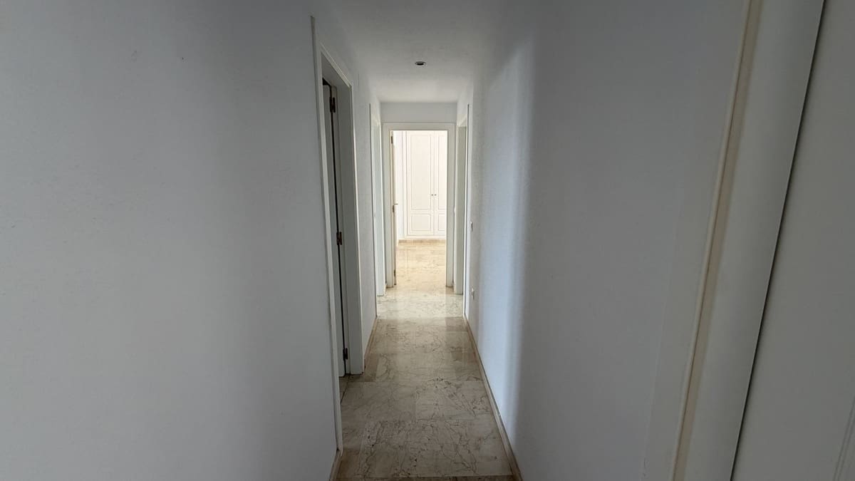 2 Zimmer Penthouse zu verkaufen in La Cala Hills mit Pool Garage - 389.000 € (Ref: 9937456)
