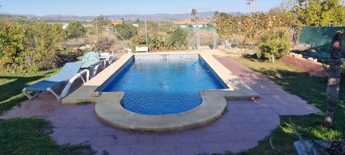 Finca/Casa Rural de 3 habitaciones en Alhaurín de la Torre en venta - 480.000 € (Ref: 8454097)