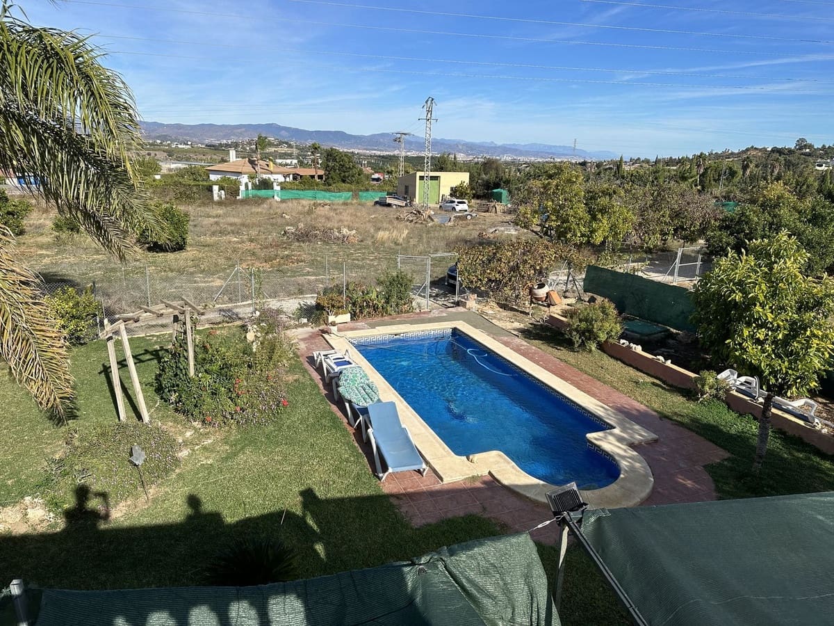Finca/Casa Rural de 3 habitaciones en Alhaurín de la Torre en venta - 480.000 € (Ref: 8454097)