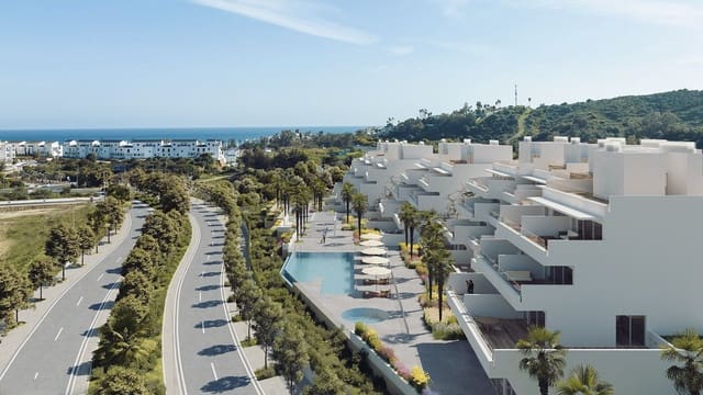 Apartamento de 2 habitaciones en Estepona en venta con piscina garaje - 355.000 € (Ref: 8600377)