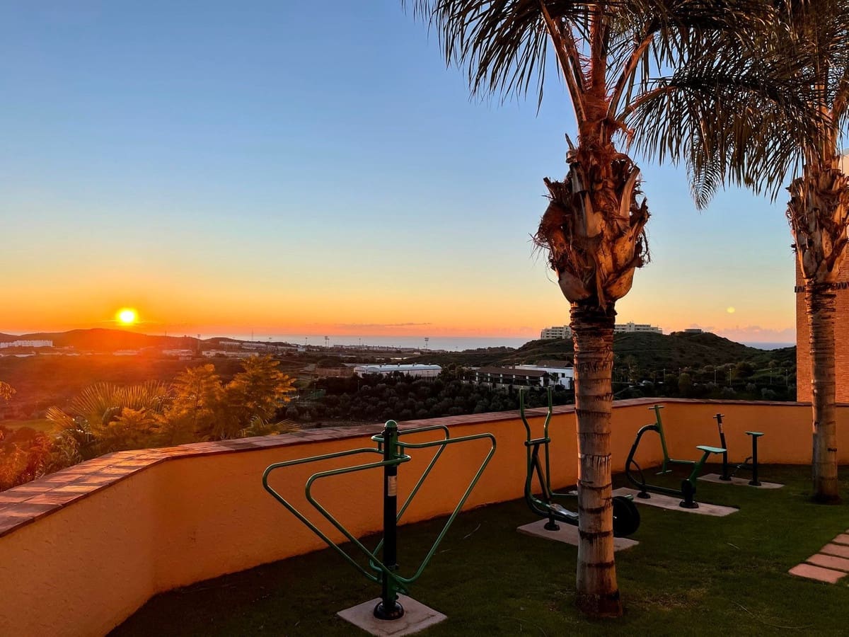 3 sovrum Takvåning till salu i Mijas med pool garage - 1 000 000 € (Ref: 8600383)