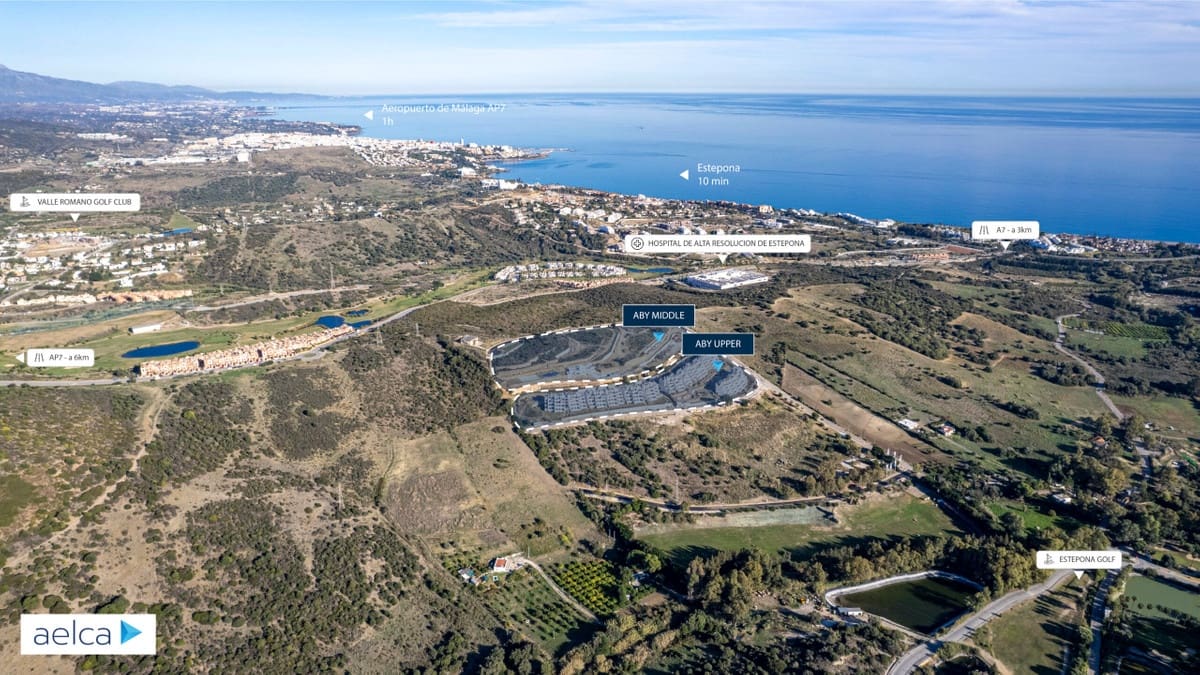 3 chambre Appartement à vendre à Estepona avec piscine garage - 299 000 € (Ref: 8600397)