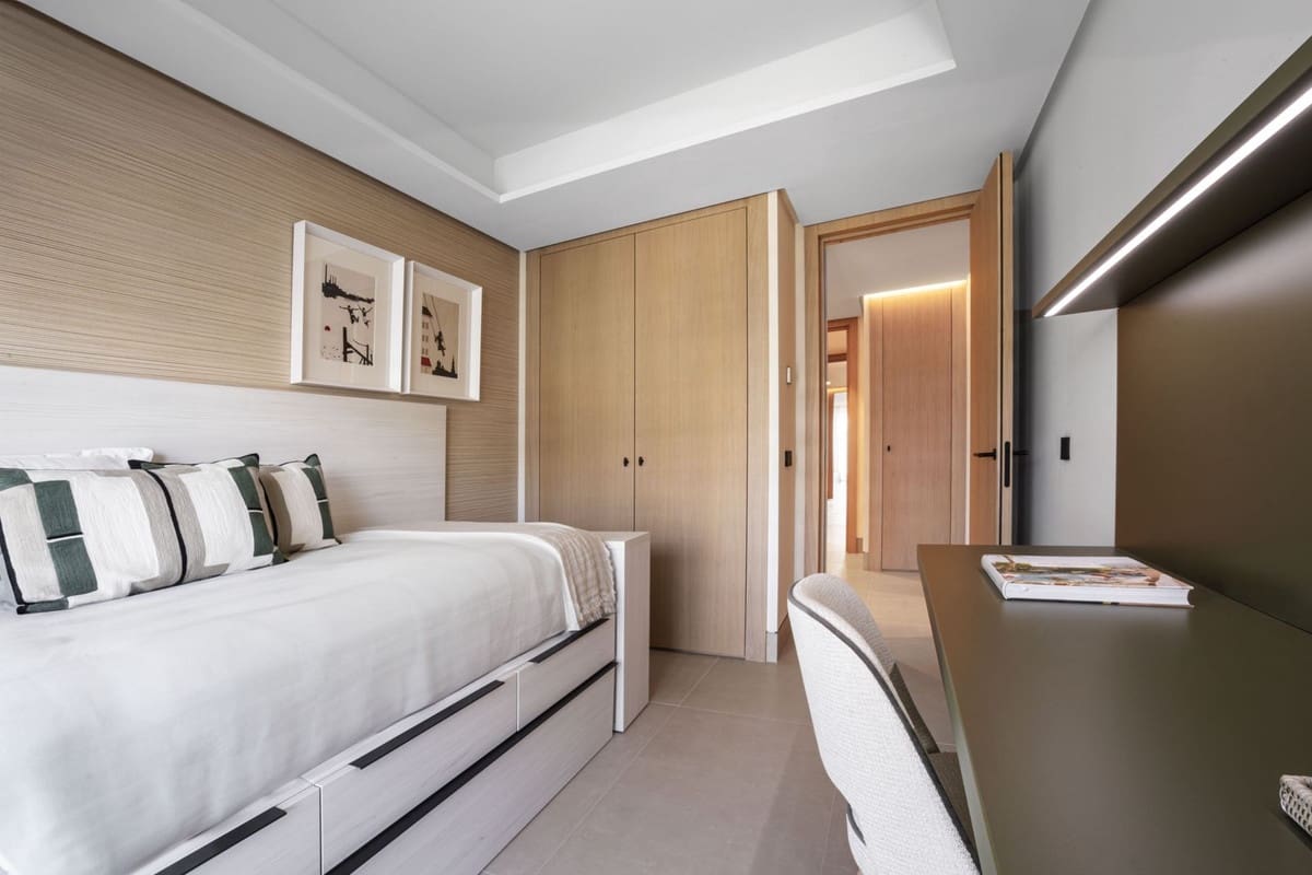 4 slaapkamer Appartement te koop in Malaga stad met zwembad garage - € 4.408.000 (Ref: 8605687)