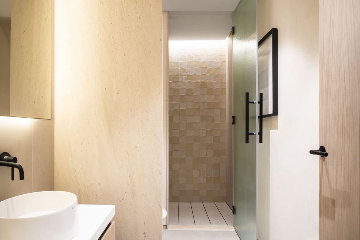 4 bedroom Apartment for sale in Malaga city with pool garage - € 4,408,000 (Ref: 8605687)