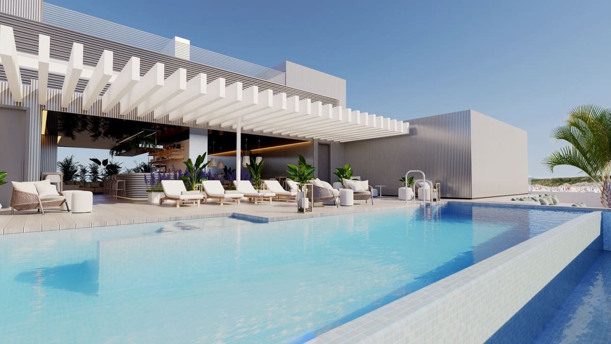 4 bedroom Apartment for sale in Malaga city with pool garage - € 4,408,000 (Ref: 8605687)