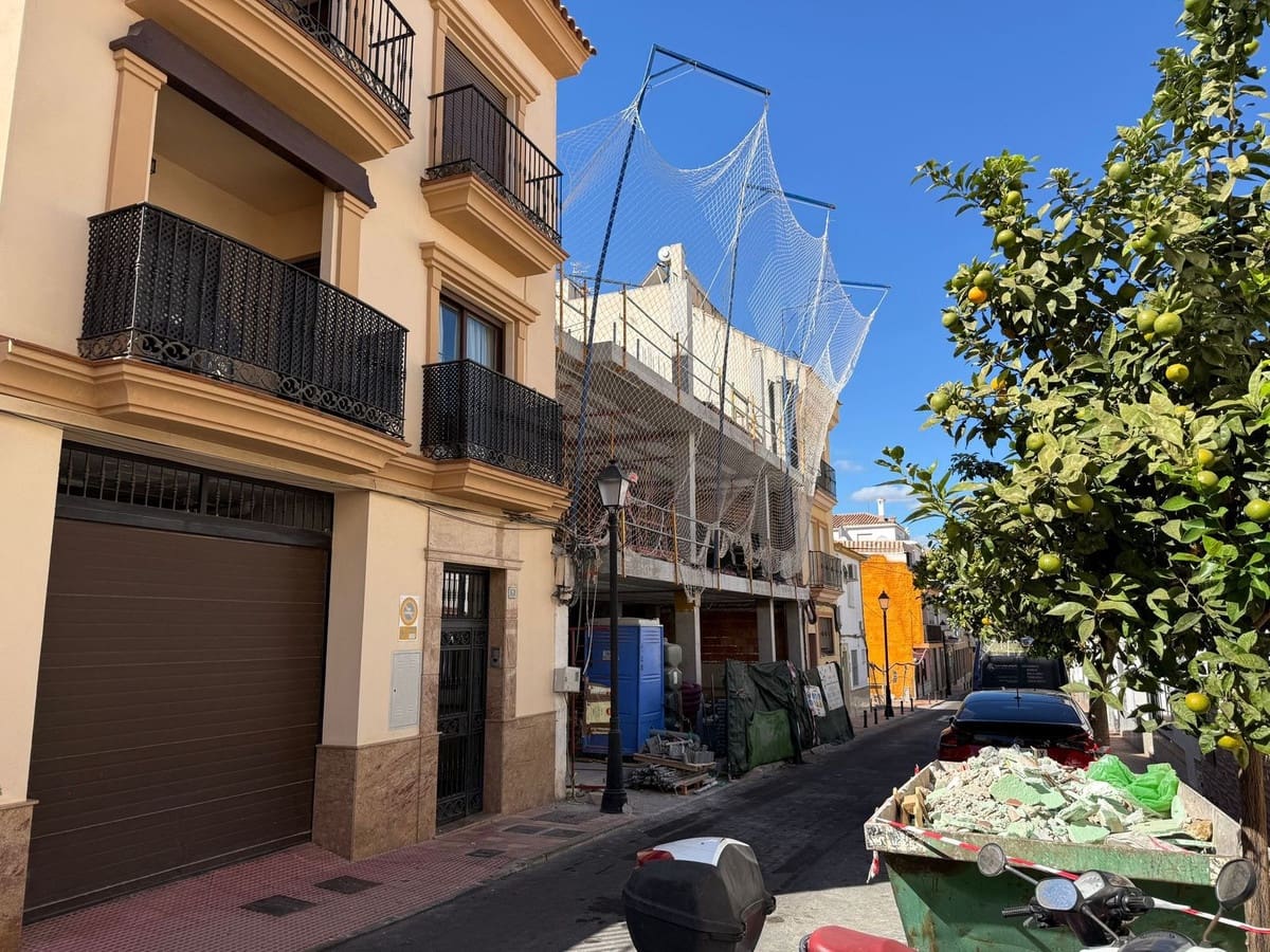 2 Zimmer Apartment zu verkaufen in Fuengirola - 235.750 € (Ref: 8609413)