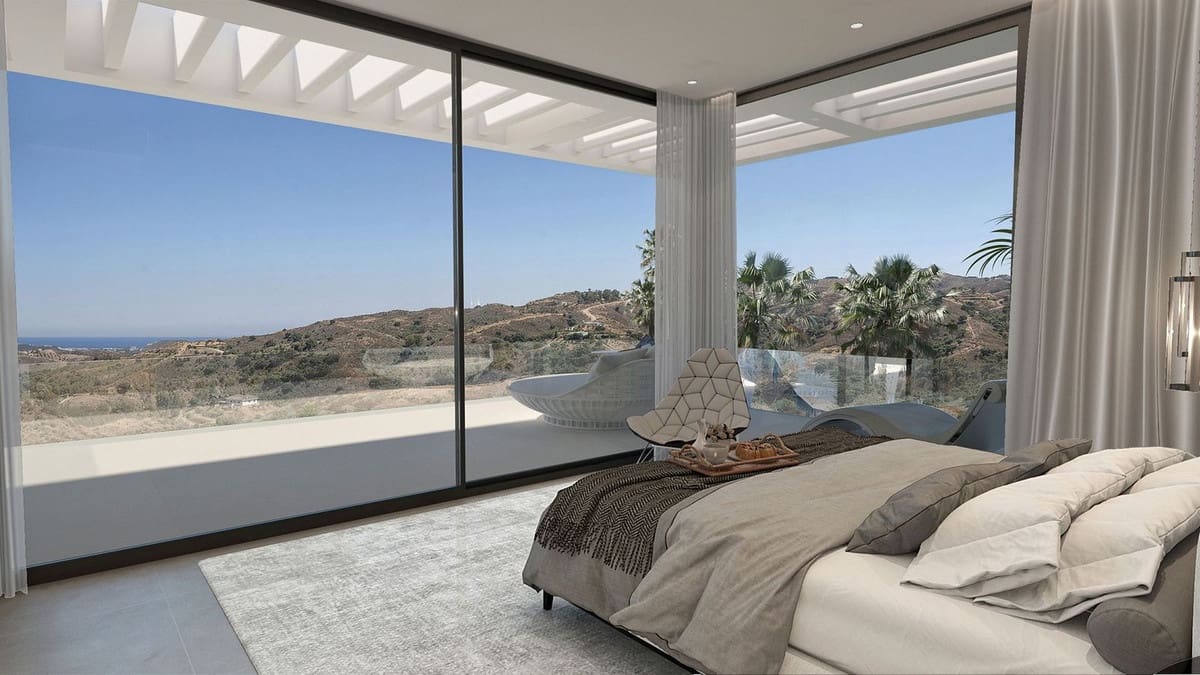 5 bedroom Villa for sale in Mijas Costa with garage - € 2,760,000 (Ref: 8615739)