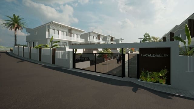 4 chambre Maison de Ville à vendre à Mijas avec piscine - 825 000 € (Ref: 8623499)