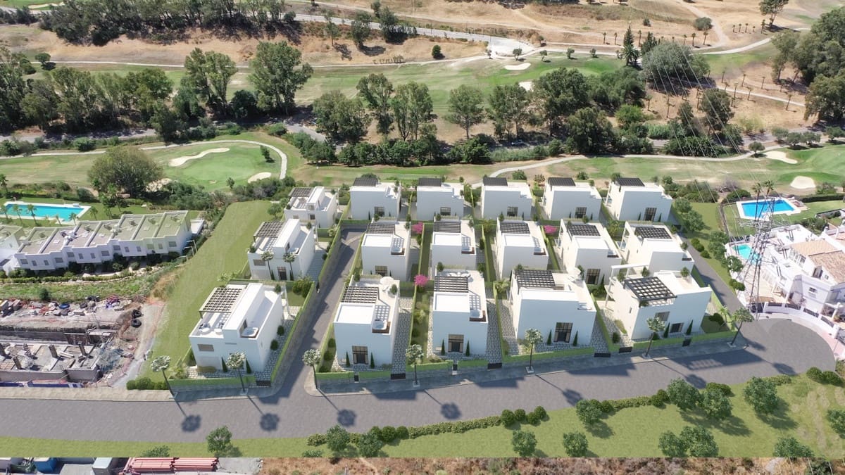 3 slaapkamer Villa te koop in Estepona - € 1.017.500 (Ref: 8633592)