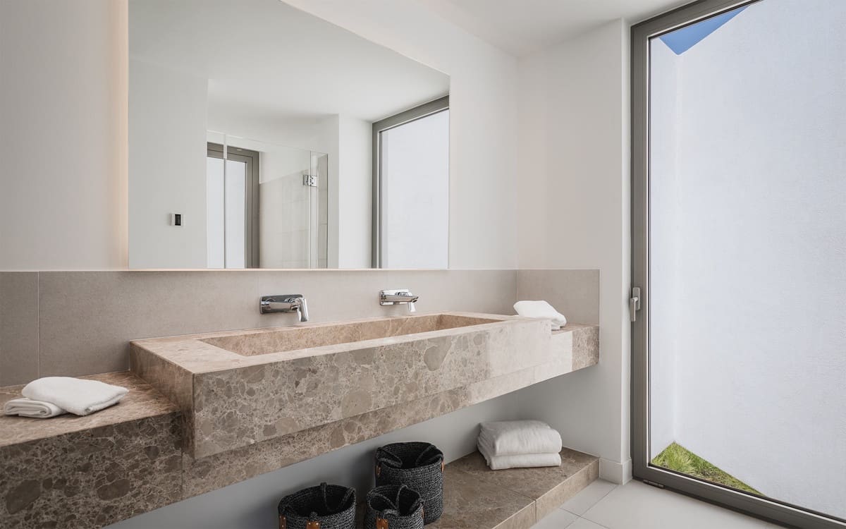 5 slaapkamer Huis te koop in El Paraiso - € 2.395.000 (Ref: 8633595)