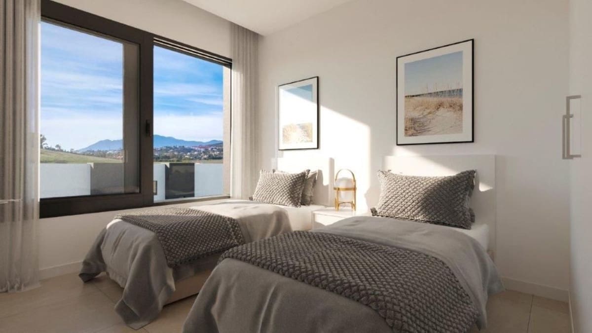 3 bedroom Townhouse for sale in Estepona - € 800,000 (Ref: 8635725)