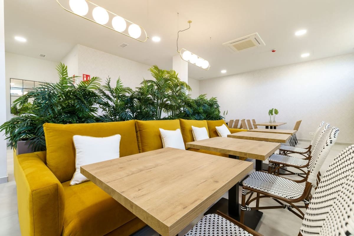 4 chambre Appartement à vendre à El Chaparral avec piscine garage - 742 600 € (Ref: 8637283)