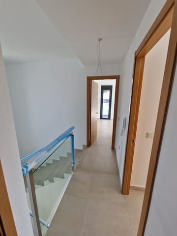 4 chambre Villa/Maison à vendre à Manilva avec piscine garage - 730 000 € (Ref: 8654169)