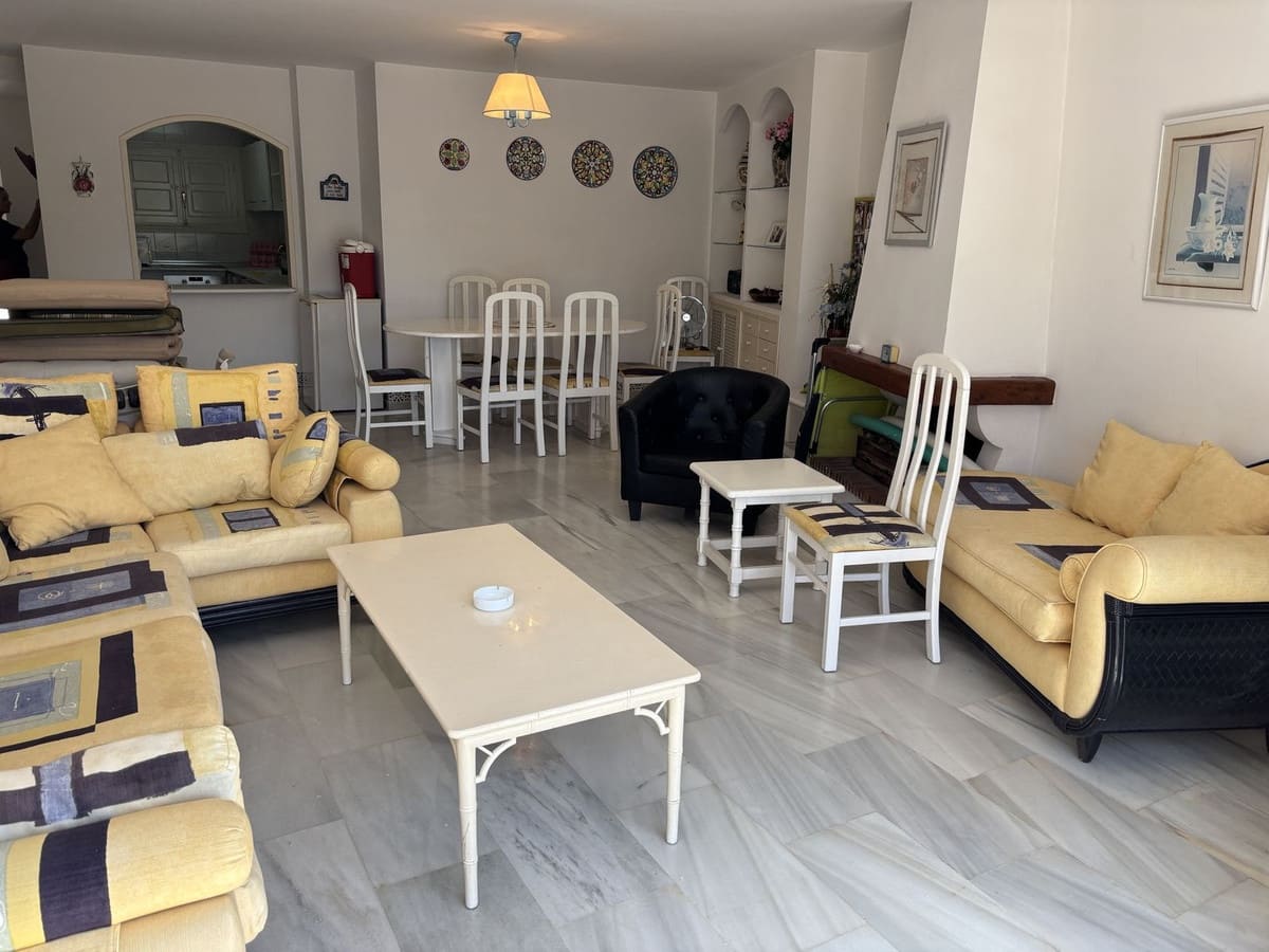 3 slaapkamer Appartement te koop in Calahonda met zwembad garage - € 475.000 (Ref: 8675197)