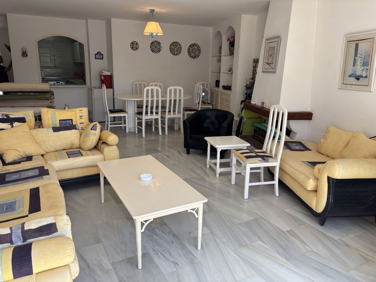3 slaapkamer Appartement te koop in Calahonda met zwembad garage - € 475.000 (Ref: 8675197)