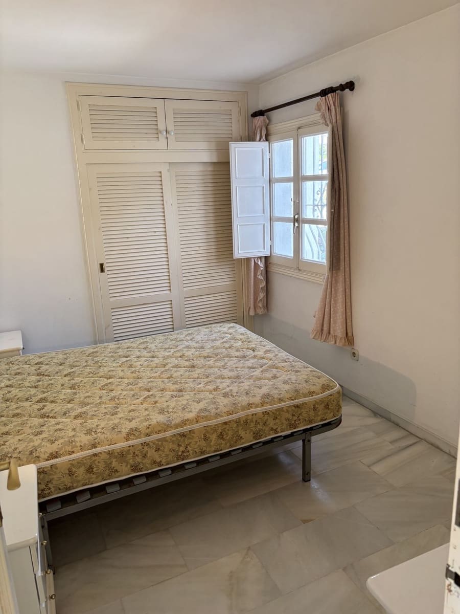 3 slaapkamer Appartement te koop in Calahonda met zwembad garage - € 475.000 (Ref: 8675197)