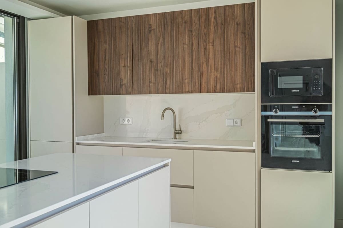 4 sovrum Villa till salu i Benahavis med pool - 1 490 000 € (Ref: 8677283)