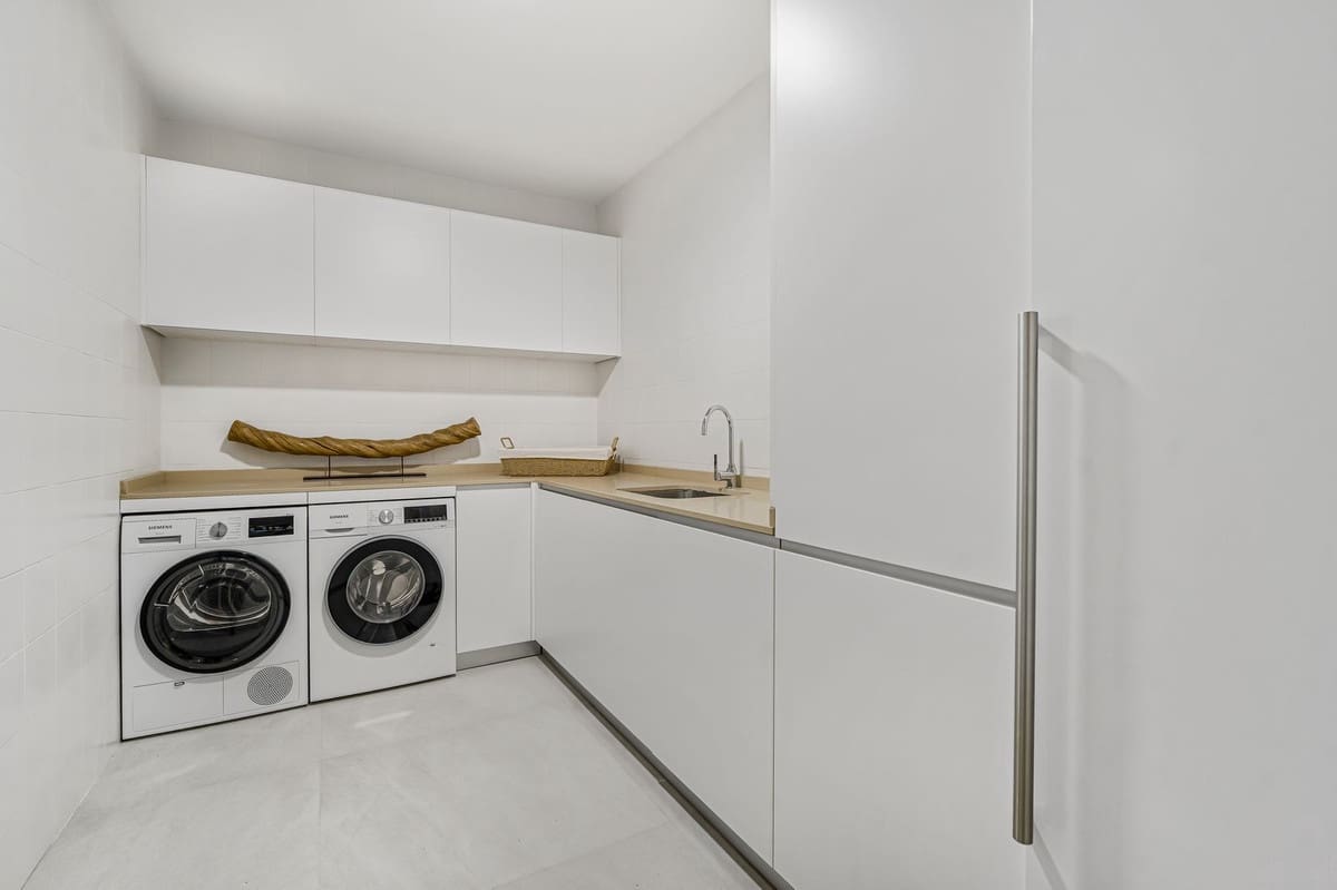 6 slaapkamer Villa te koop in Marbella met zwembad garage - € 6.600.000 (Ref: 8683661)