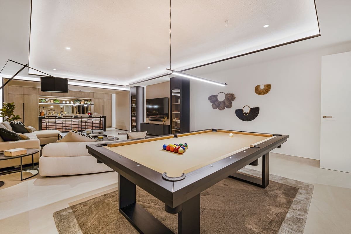 6 slaapkamer Villa te koop in Marbella met zwembad garage - € 6.600.000 (Ref: 8683661)