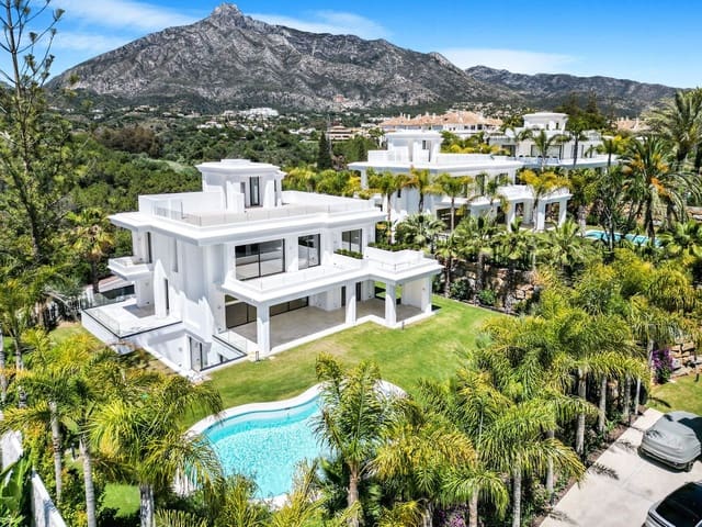 Chalet de 6 habitaciones en Marbella en venta con piscina - 6.400.000 € (Ref: 8692199)