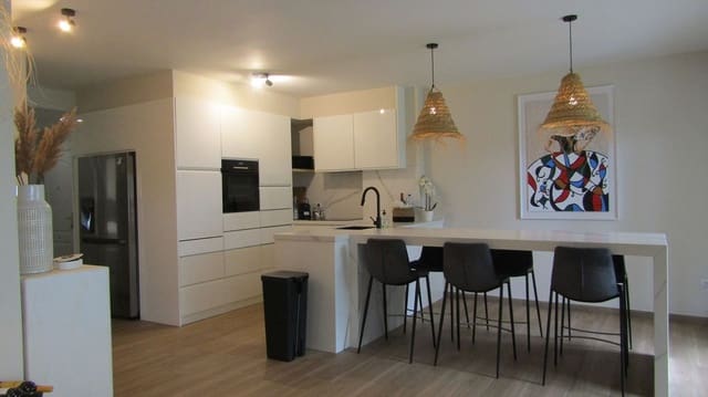 3 sypialnia Apartament na sprzedaż w Calahonda, Mijas z basenem - 1 195 000 € (Ref: 8751760)