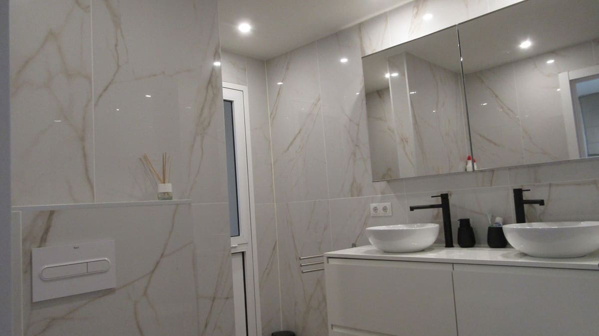 3 makuuhuone Huoneisto myytävänä paikassa Calahonda mukana uima-altaan - 1 195 000 € (Ref: 8751760)