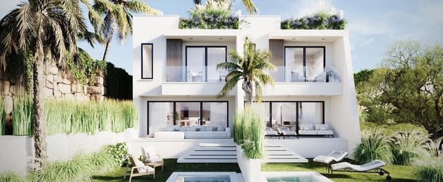 3 soveværelse Semi-Rækkehus til salg i Fuengirola med swimmingpool garage - € 590.000 (Ref: 8796668)