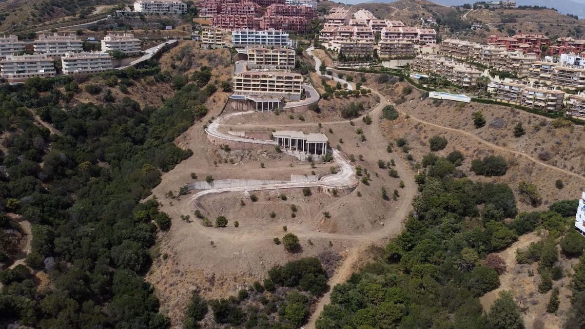 2 slaapkamer Appartement te koop in Calahonda - € 310.045 (Ref: 8820862)